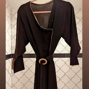 Vintage 1960s knee length dress.